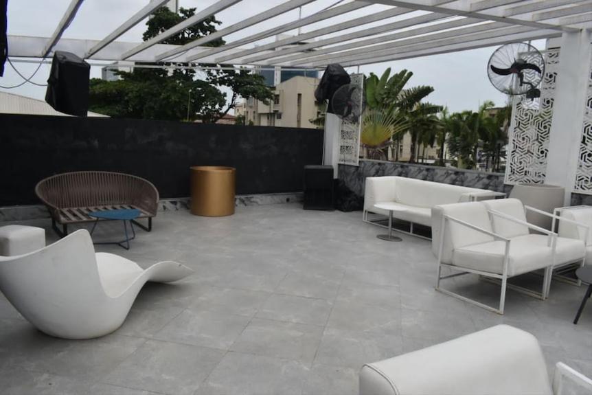 Jada Hotel And Suits Lagos Exterior photo